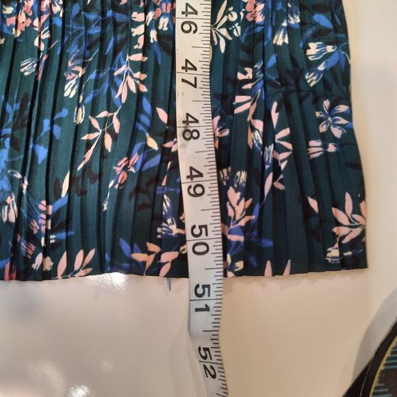 Banana Republic Pleated Layered Midi Dress Size 8 - Picture 11 of 13